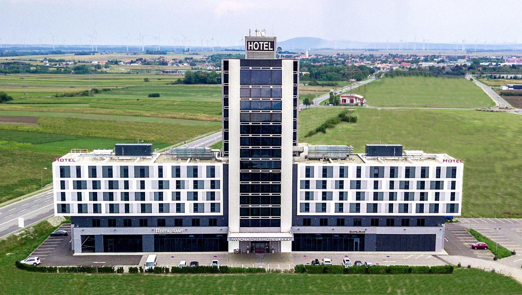 Hotel Pannonia Tower Parndorf Exterior foto